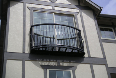 Custom Aluminum Railings - Innovative Aluminum Systems Inc.